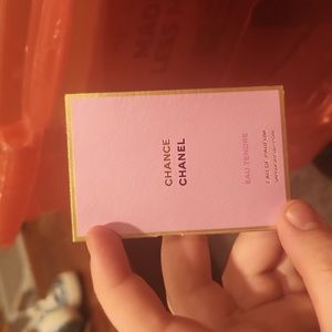 Chanel perfume